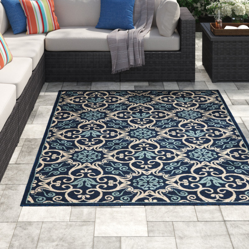 Sol 72 Outdoor Laury Floral Navy Blue Indoor / Outdoor Area Rug